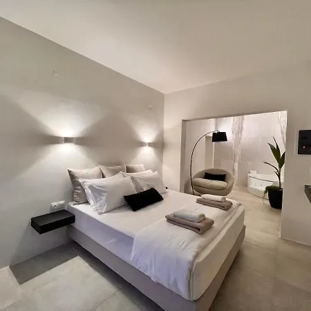 Perla Coco Jacuzzi Chania (Crete)