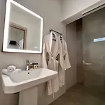 Perla Coco Jacuzzi * خانيا