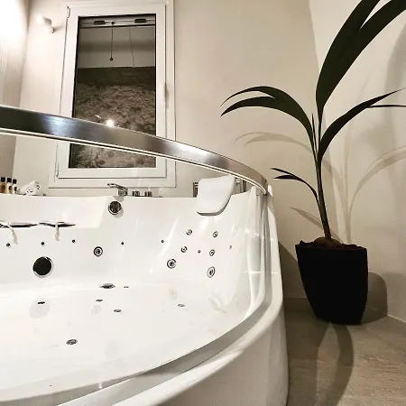 Perla Coco Jacuzzi דירה חאניה