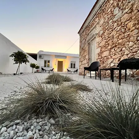 Perla Coco Jacuzzi Apartment